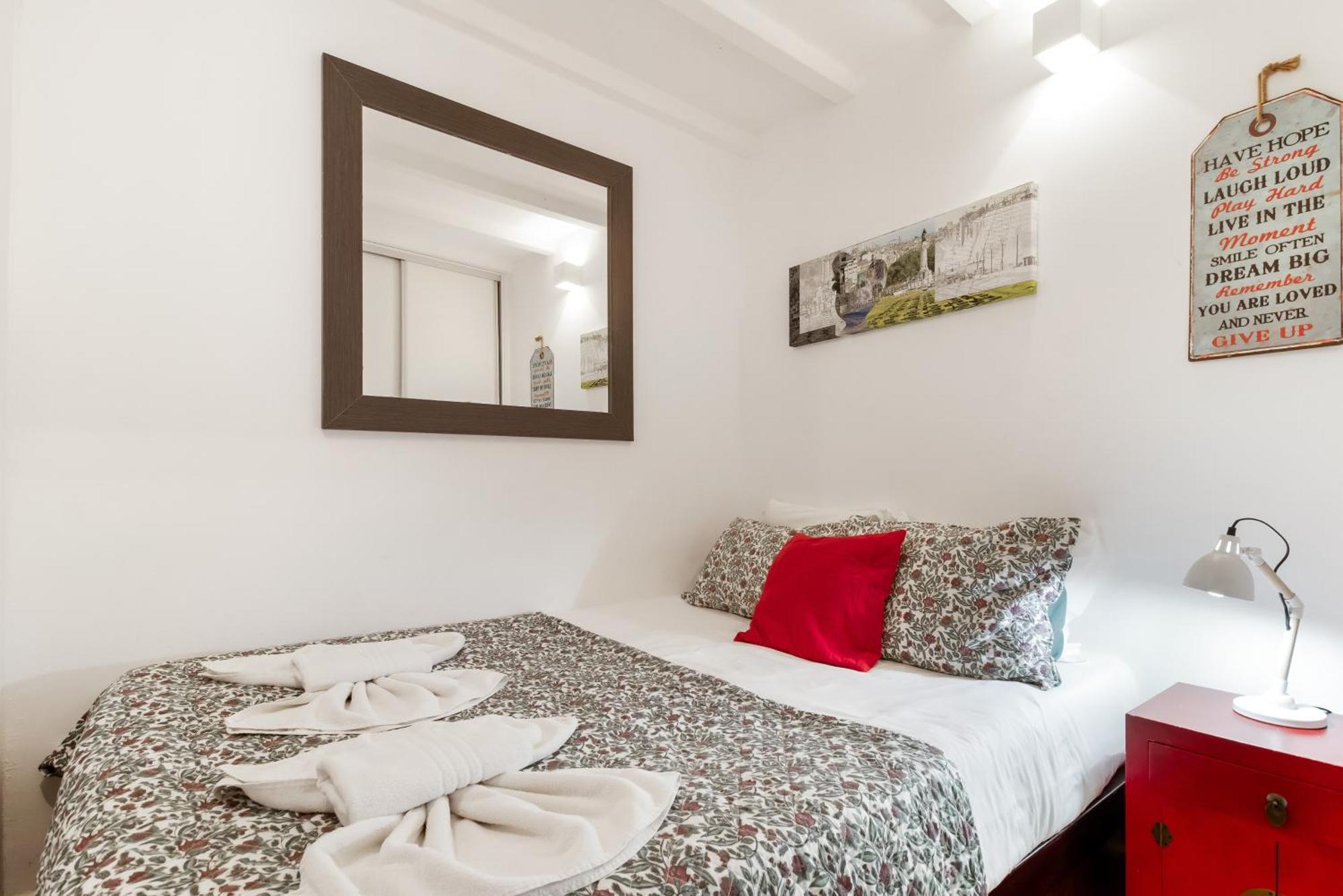 024 B - Cosy Retreat In Madragoa -Lisbon Apartment Exterior photo
